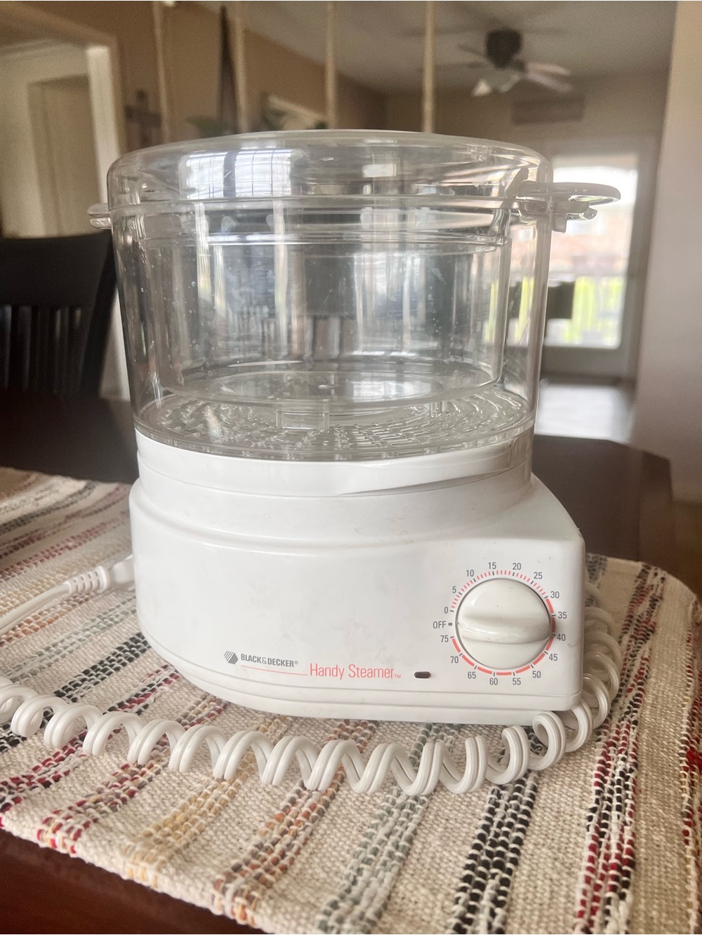 Black & Decker White Electric Food Steamer with Clear Stackable Baskets